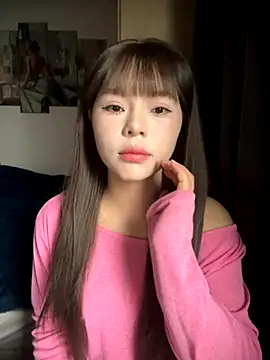 SarahBeii online show from November 11, 2025, 2:55 am