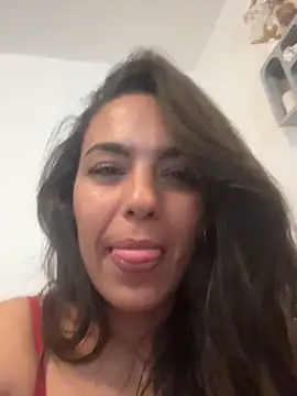 Snapshot of Mitalina chatting on May 10, 2026, 3:17 pm Mitalina online show from May 10, 2026, 3:17 pm
