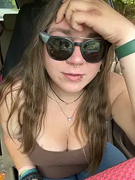 adventuresinsky online show from September 8, 2025, 5:56 pm