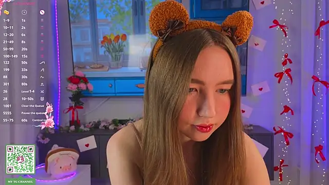 ElfredaTupy online show from February 28, 2026, 10:00 pm