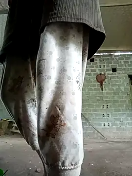 simi-lucy online show from October 2, 2025, 3:35 am