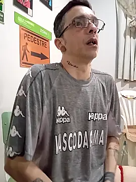 dinho carioca online show from October 28, 2025, 1:36 pm