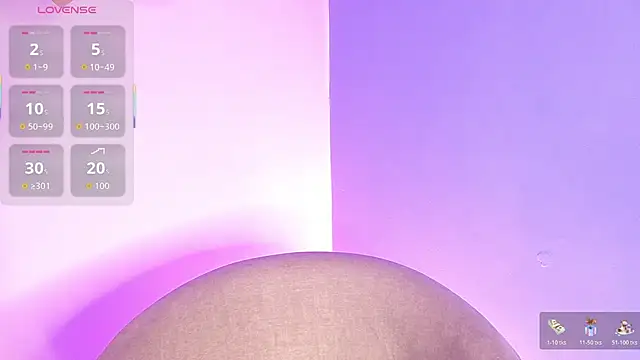 lourdes moon22 online show from November 28, 2025, 12:30 pm