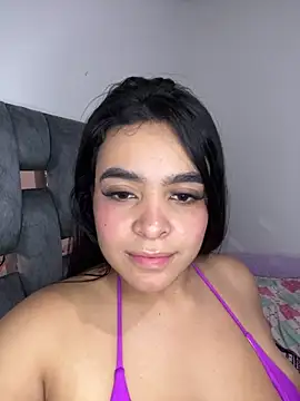 Danna 222 online show from September 13, 2025, 8:03 am