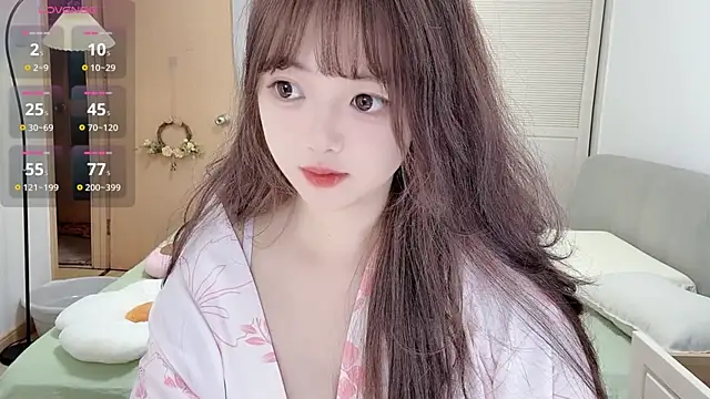 Snapshot of DDDDDoremi chatting on October 10, 2025, 2:21 am DDDDDoremi online show from October 10, 2025, 2:21 am