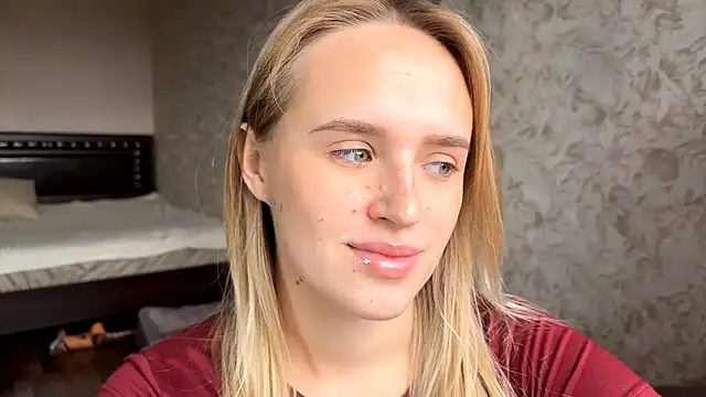 ElisabetLorney online show from October 18, 2025, 8:04 am