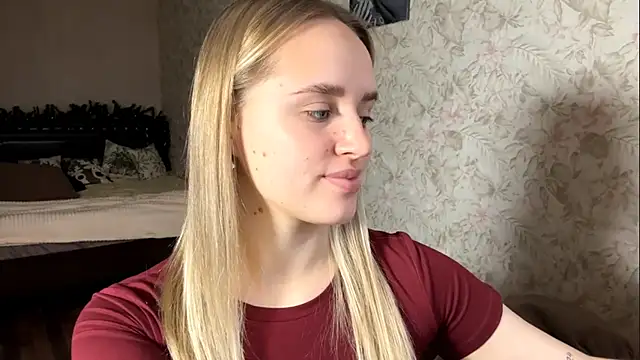 ElisabetLorney online show from December 5, 2025, 8:12 am