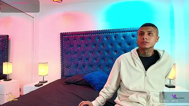 Damian and roxanne online show from October 26, 2025, 12:33 pm