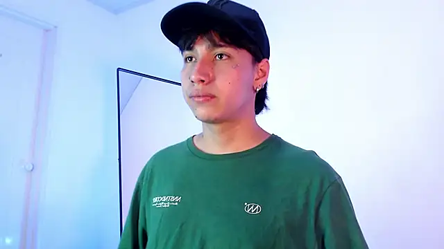 AngelFlexxx online show from September 8, 2025, 8:08 pm