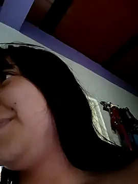 Zulema R1 online show from April 17, 2026, 9:29 pm