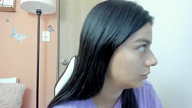 valerihouse online show from February 15, 2025, 9:15 pm