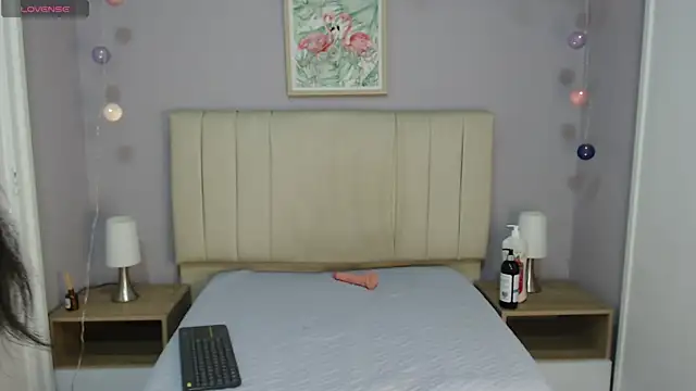 catalina venus5 online show from October 22, 2025, 7:35 pm