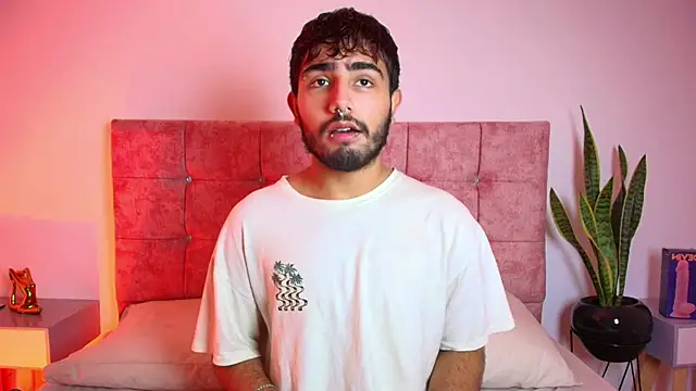 Ares Alpha online show from November 15, 2025, 6:15 pm