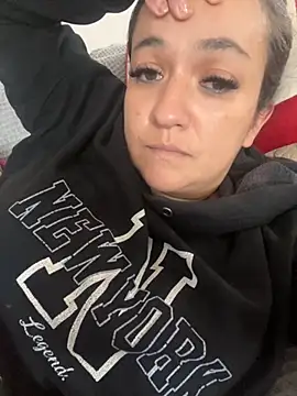 andrea-cohen online show from December 5, 2025, 4:47 pm