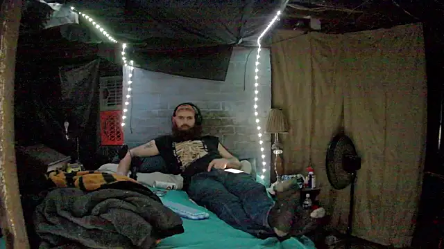 Cowboy815 online show from November 22, 2025, 3:05 am