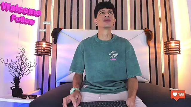 Franvill Trato online show from December 19, 2025, 7:54 pm