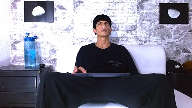 Franvill Trato online show from February 27, 2026, 7:14 pm