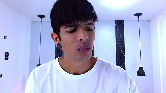 Franvill Trato online show from March 6, 2026, 7:21 pm