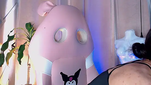 Snapshot of Cristal_Gem1 chatting on May 8, 2026, 11:59 am Cristal Gem1 online show from May 8, 2026, 11:59 am
