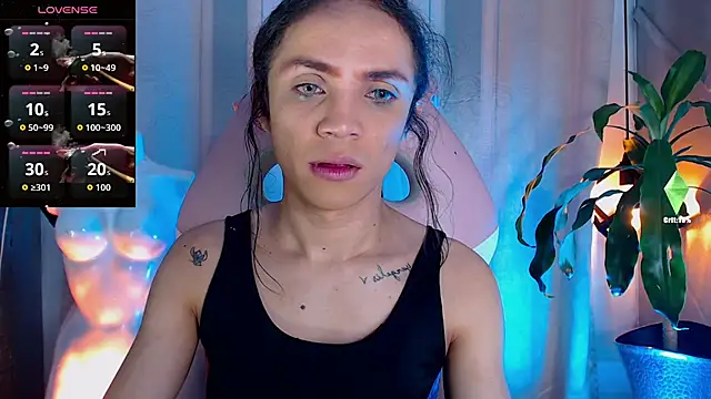 Snapshot of Cristal_Gem1 chatting on May 11, 2026, 11:49 am Cristal Gem1 online show from May 11, 2026, 11:49 am