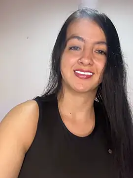 salo-rousee online show from April 21, 2026, 7:06 pm