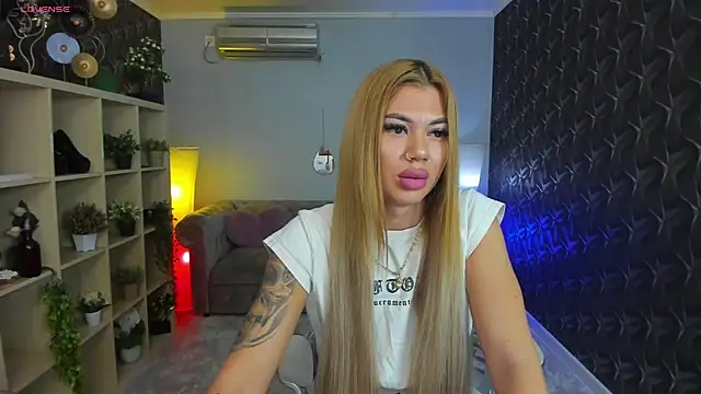 xPuka online show from September 28, 2025, 4:12 pm