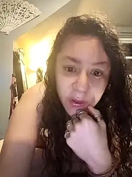 tightpussy 69xh online show from April 9, 2026, 6:19 am