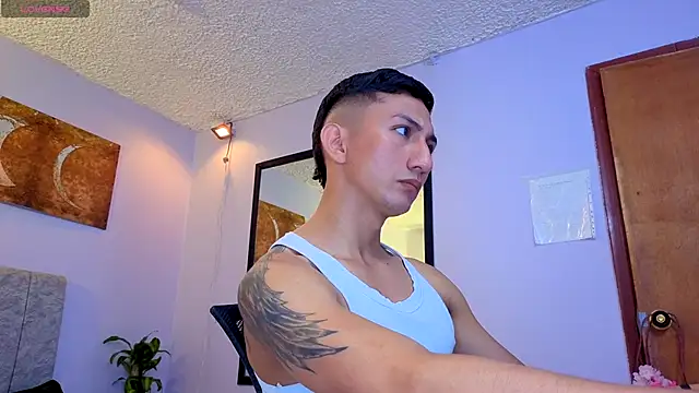 oliver mr  online show from September 19, 2025, 3:24 pm