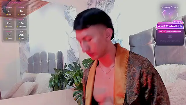 oliver mr  online show from February 16, 2026, 8:49 pm