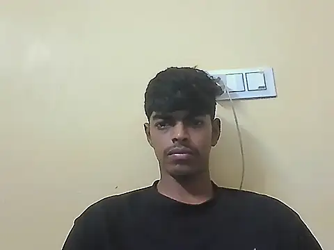 monster 33 online show from April 22, 2026, 4:52 pm