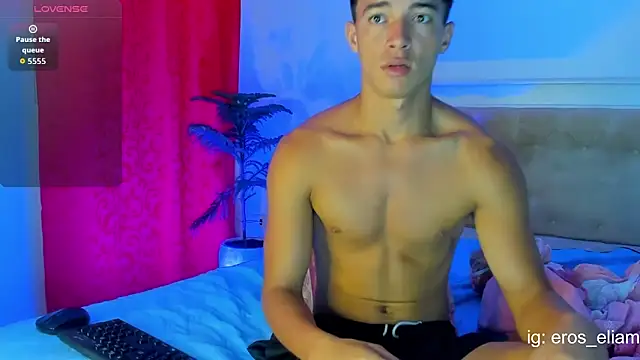 Snapshot of eroseliam chatting on March 31, 2026, 2:06 pm eroseliam online show from March 31, 2026, 2:06 pm