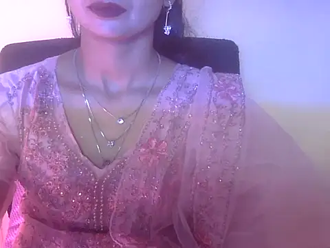 Snapshot of Rahat_S chatting on September 18, 2025, 7:32 am Rahat S online show from September 18, 2025, 7:32 am