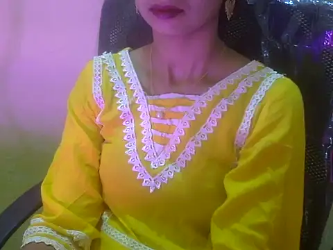 Snapshot of Rahat_S chatting on October 13, 2025, 7:30 am Rahat S online show from October 13, 2025, 7:30 am