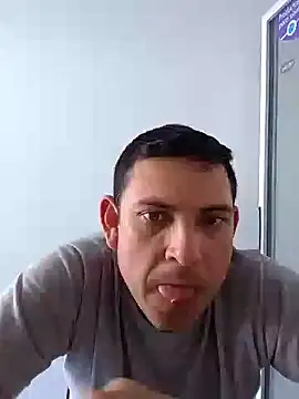 Az-09Ga online show from November 13, 2025, 4:28 pm