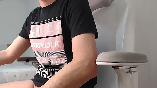 delgadopollon1991 online show from December 21, 2025, 6:26 pm