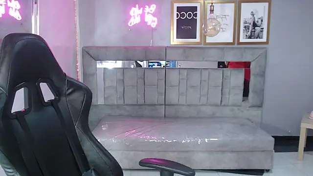 Red Bunny v online show from February 12, 2026, 1:22 am