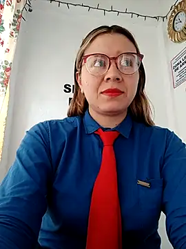 Hannah-colx online show from November 29, 2025, 3:48 pm