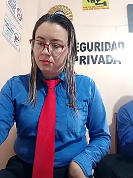 Hannah-colx online show from April 15, 2026, 2:02 pm