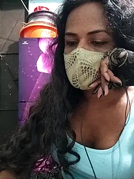 Anikaislam online show from December 3, 2025, 9:13 pm