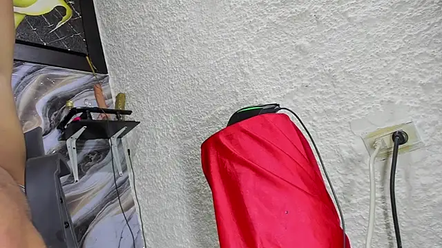 luiferrodri online show from September 27, 2025, 7:41 pm