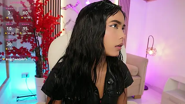 Snapshot of GiaNovak chatting on November 14, 2025, 11:42 am GiaNovak online show from November 14, 2025, 11:42 am