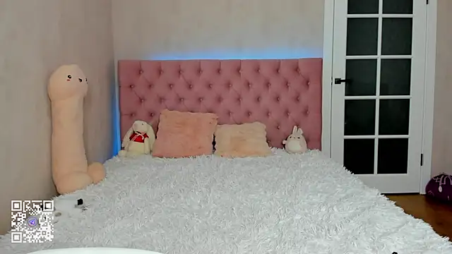 Pink Lila18 online show from January 17, 2026, 1:54 am