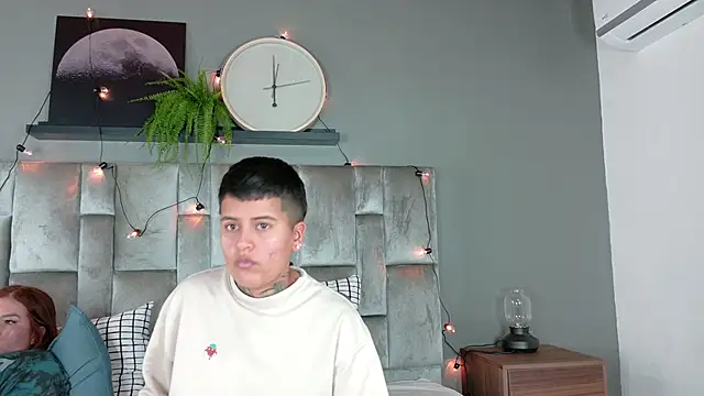 ScarlettVex   online show from September 20, 2025, 8:32 pm