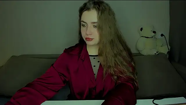 Snapshot of yourgem__ chatting on March 12, 2026, 2:39 am yourgem online show from March 12, 2026, 2:39 am