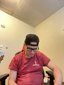 NicPolaris online show from April 13, 2026, 6:13 pm