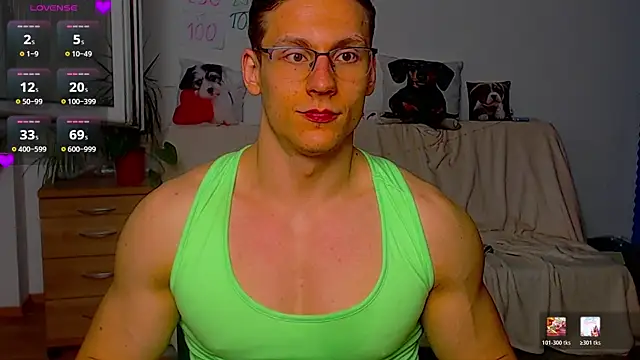 ZeinMiracles online show from April 13, 2026, 10:15 pm