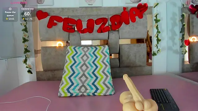 Natasha-Adams online show from September 23, 2025, 5:32 am