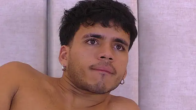 AlexanderJordan online show from November 7, 2025, 12:21 am