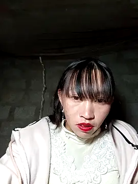 tcm-cute online show from November 14, 2025, 1:10 pm