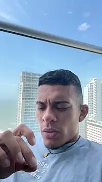 Mrjustin sebas online show from February 25, 2026, 6:17 pm